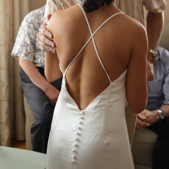 Aisle Dress in White - Elliatt - Picture 8 of 8